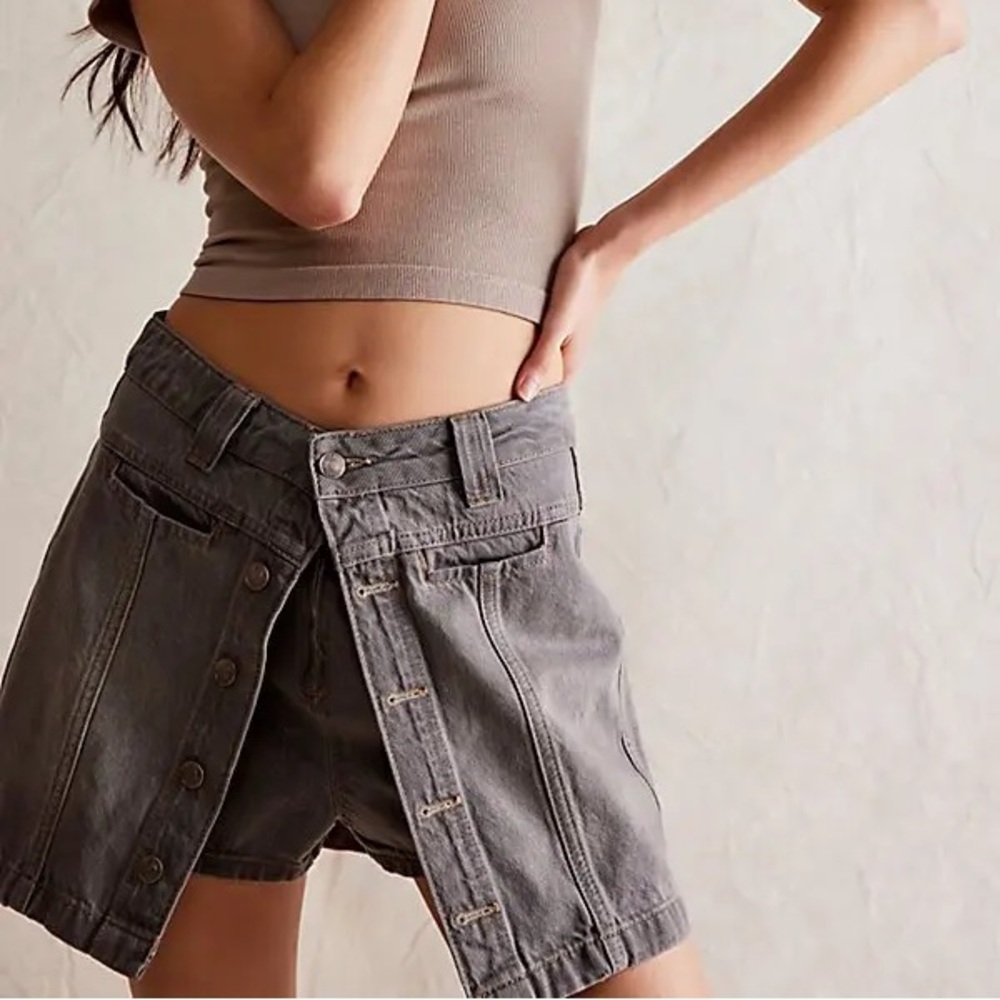 We The Free Midnight Sun Skort - Washed Grey